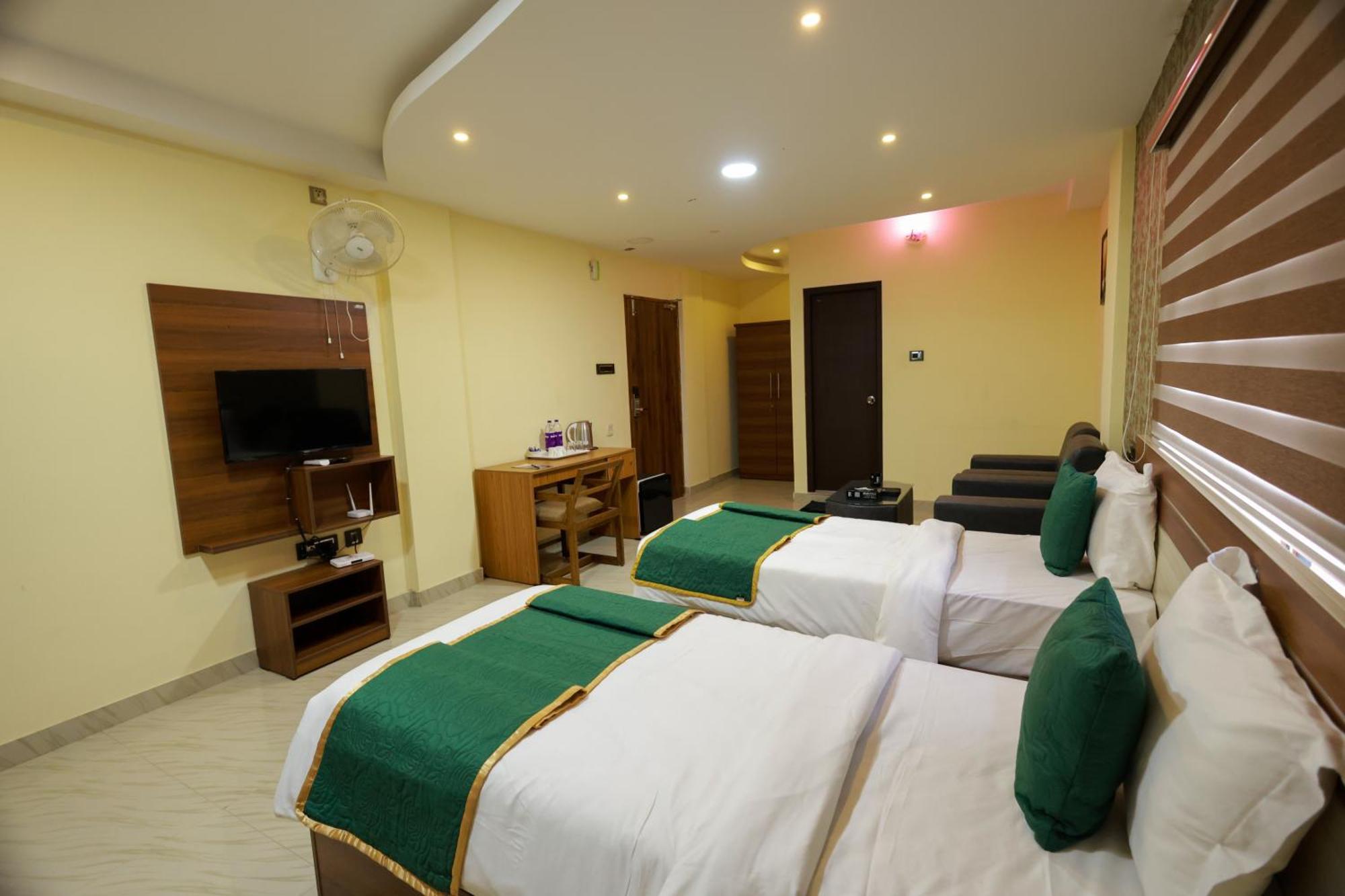 Builda Park Inn Ottappālam Exterior foto
